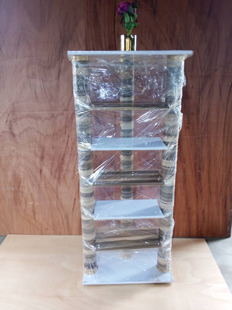 shoe stand
